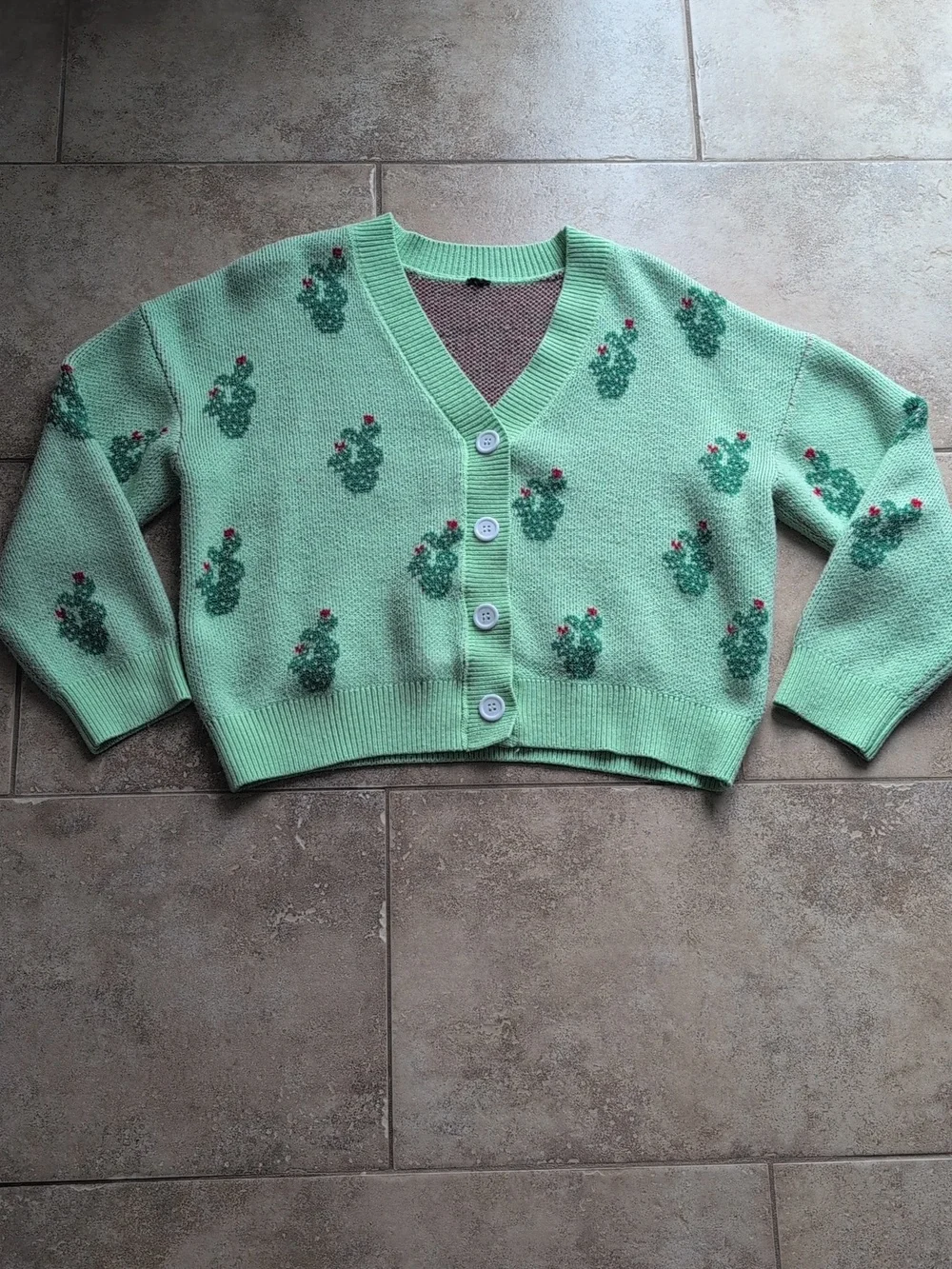 Green cactus cardigan - Picture 2 of 12